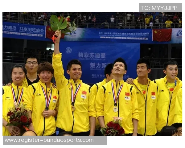 北京羽毛球队在杯赛中的力量表现分析与点评 北京羽毛球队在杯赛中的力量表现分析与点评