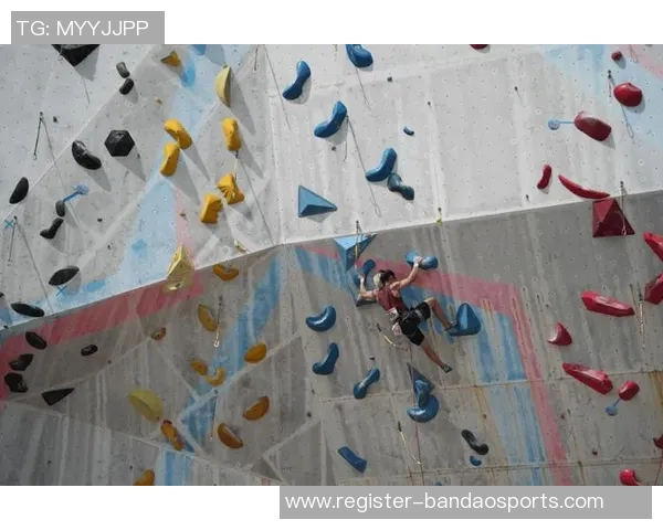 北京攀岩队在运动攀岩联赛中的比赛经验与表现分析