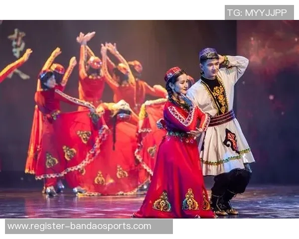 杨军专访：从街头到舞台的蜕变与坚持的舞蹈人生回顾实时数据